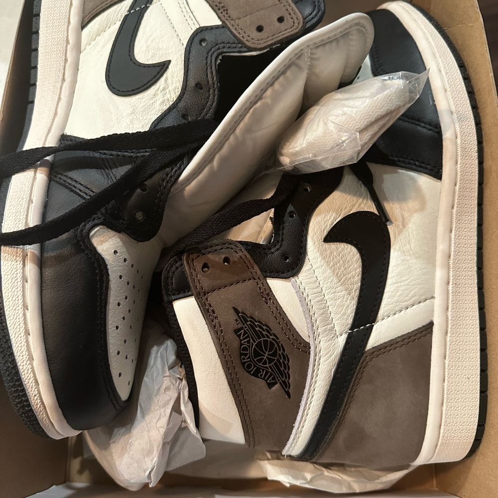 Air Jordan 1 retro high OG 55088 105 Sailblack dark mocha 7.5 never worn, in box